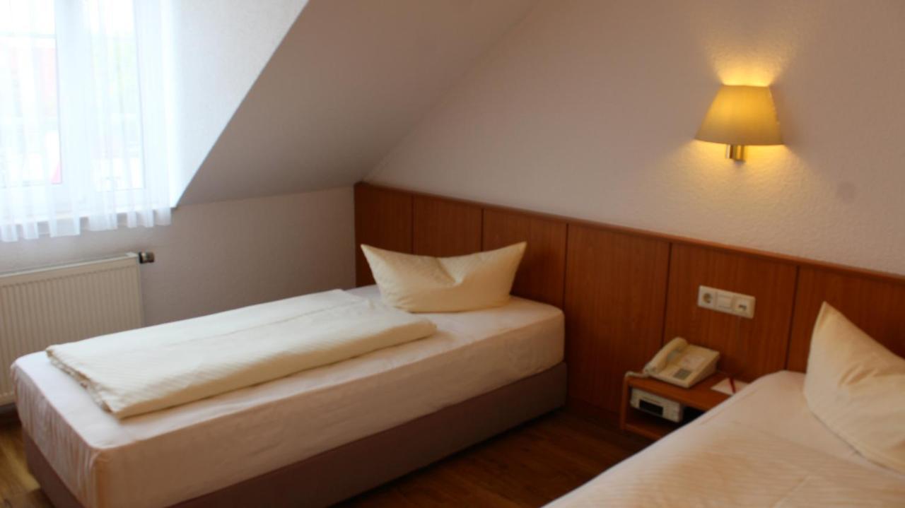 Hotel Weisser Schwan Erfurt Exterior photo